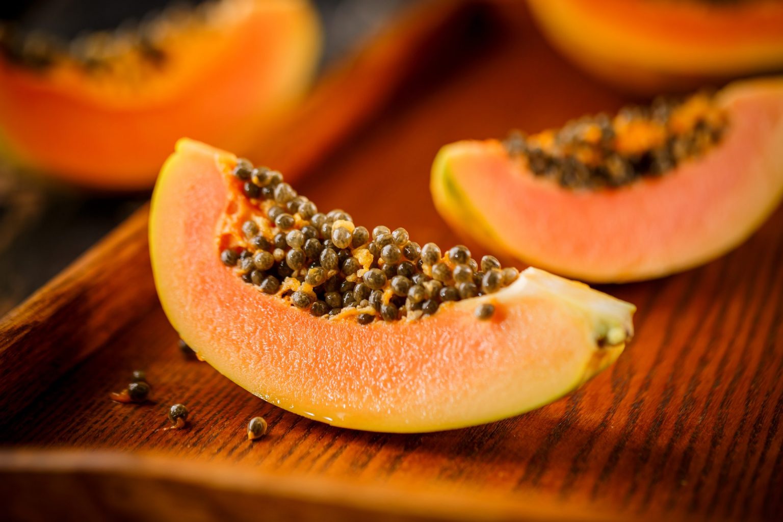 Papaya: proprietà, come si mangia e controindicazioni | Ohga!