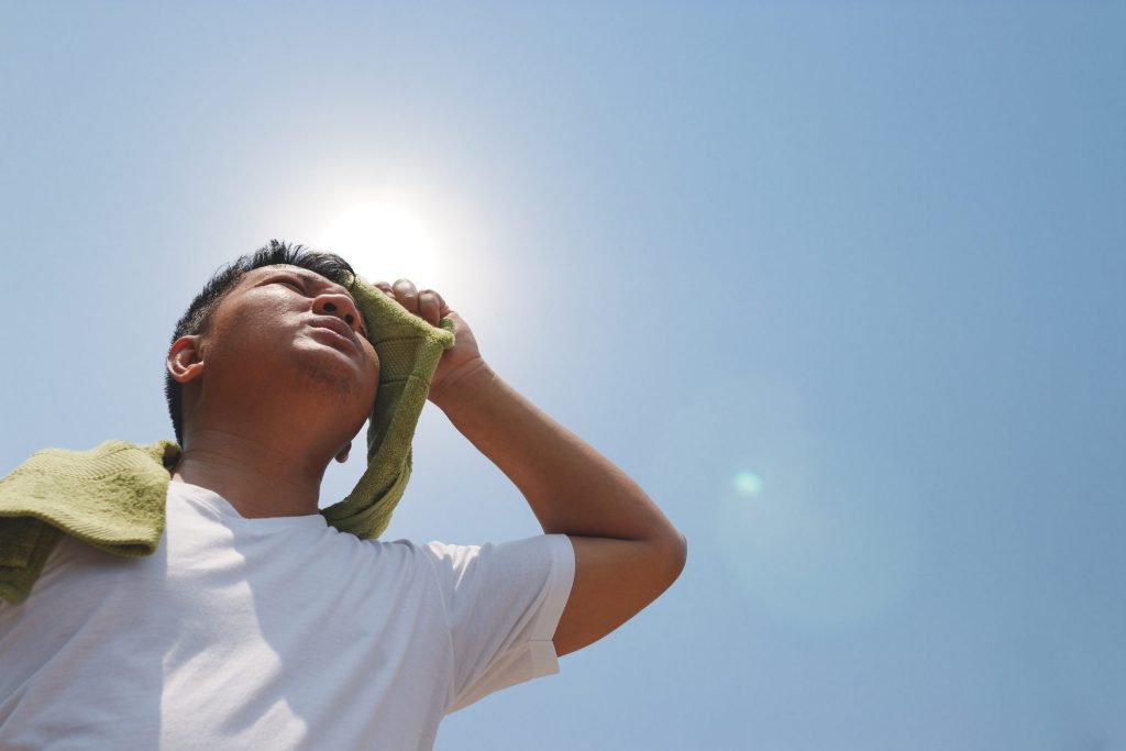 Insolazione Sintomi E Differenza Col Colpo Di Calore Ohga