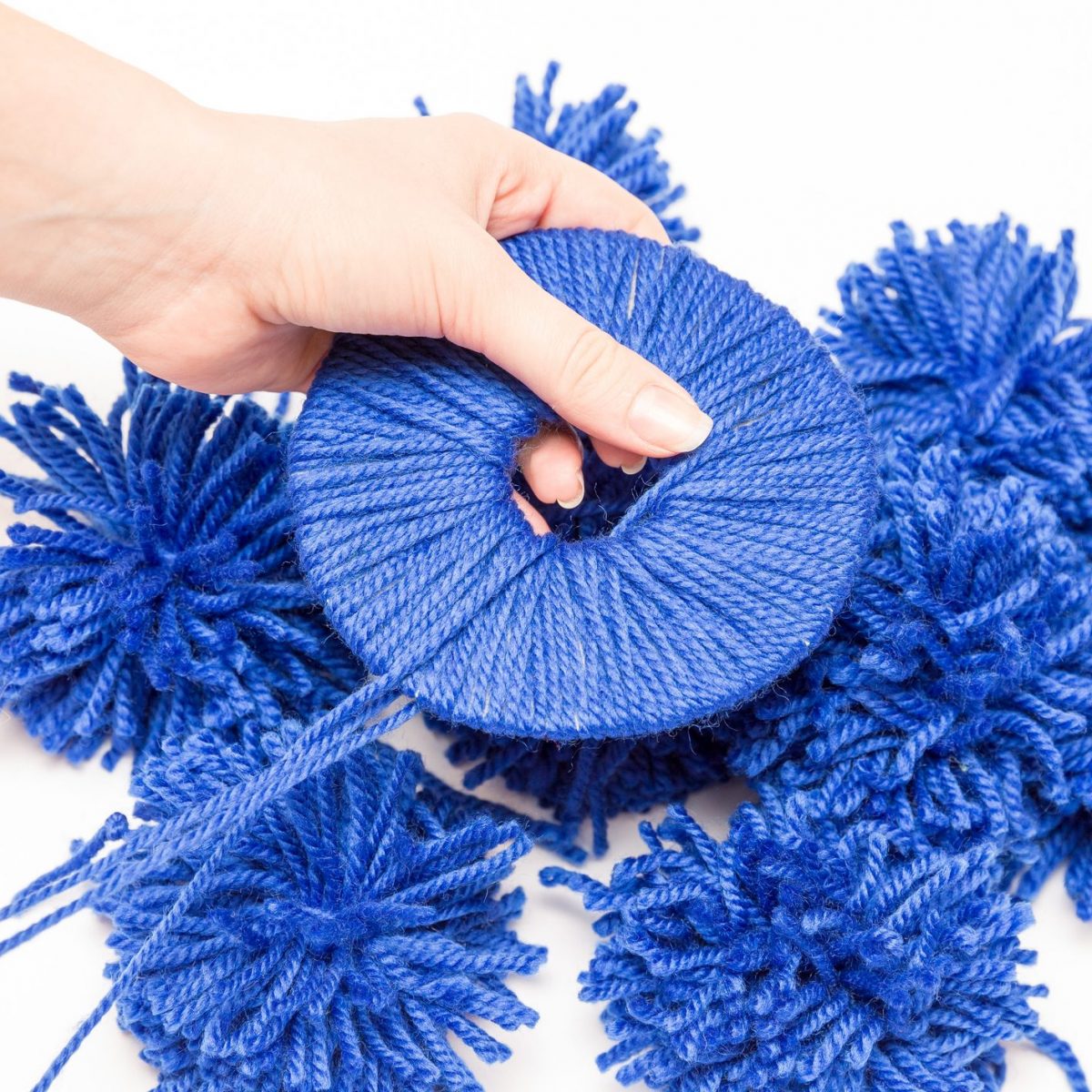 Pompon In Feltro Di Lana Al 100% - 1 Cm - 100 Pezzi - Colori Natalizi (bianco Avorio, Rosso E Verde Scuro) - Italia - Foto 8