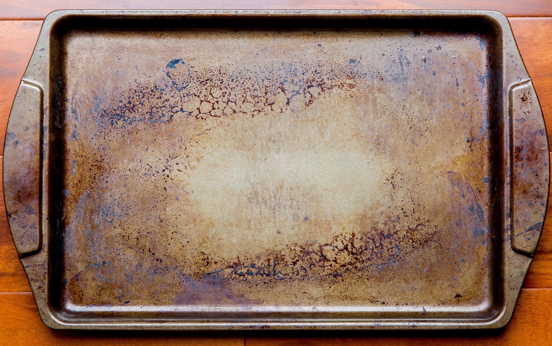 Come Riutilizzare Le Vecchie Teglie Del Forno E Creare Un Vassoio Ohga 
