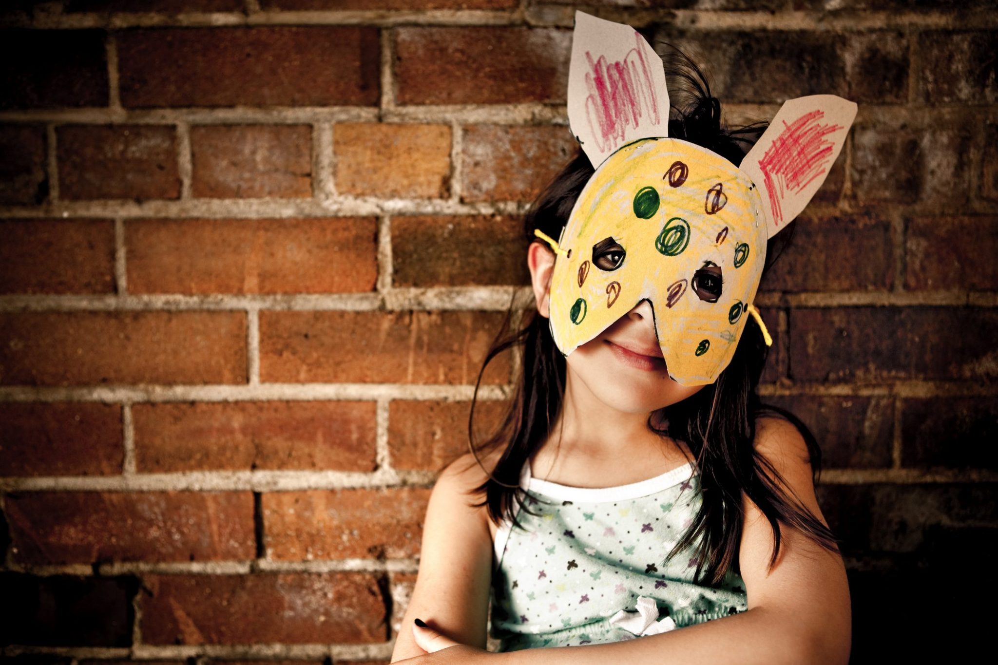 Maschere di Carnevale piatti di carta fai da te | Ohga!