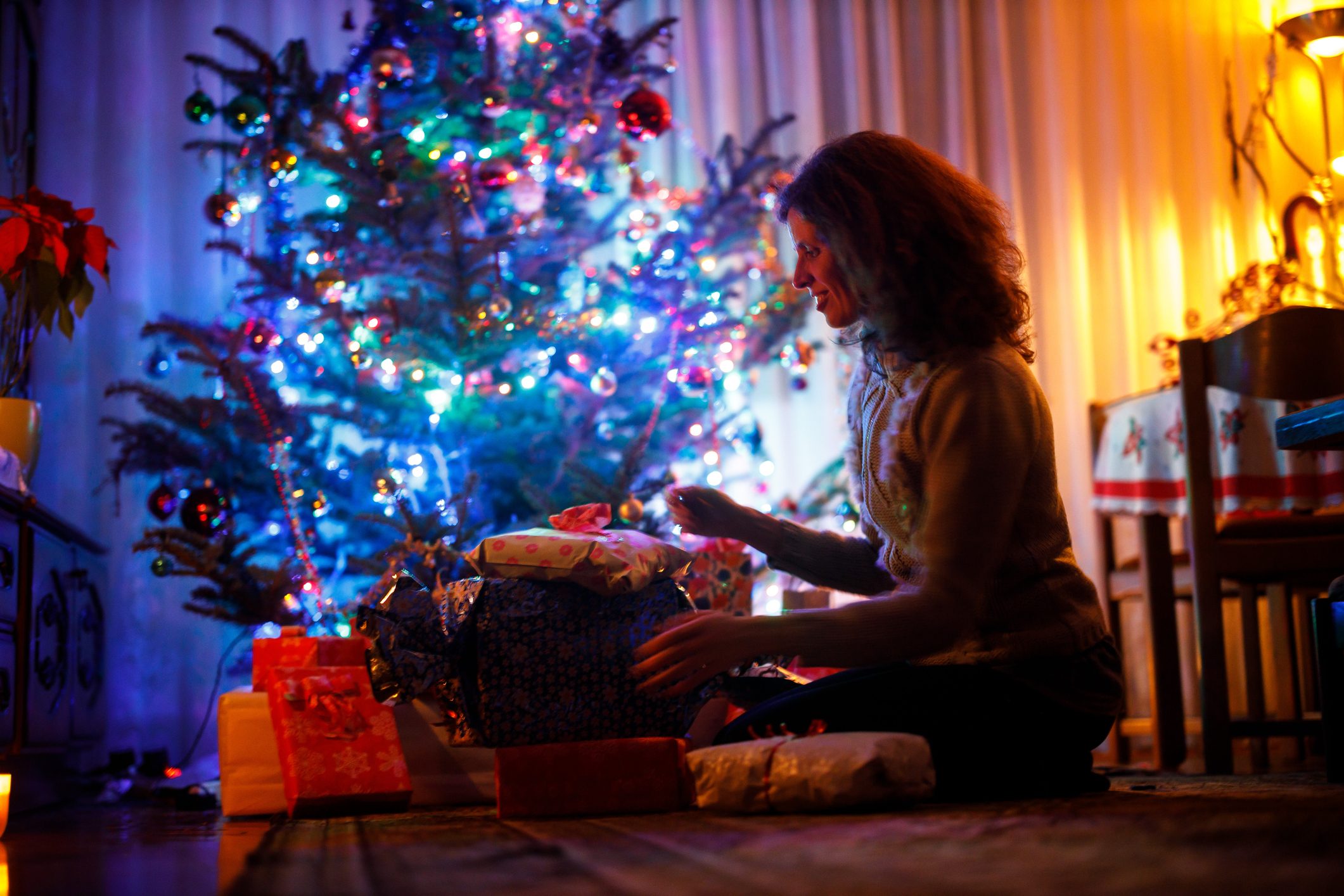 JeanBeau Orecchini Pendenti A Albero Di Natale: Grandi, Oro, Con Zirconi E Scatola Regalo - Gioielli Donna Per Le Feste